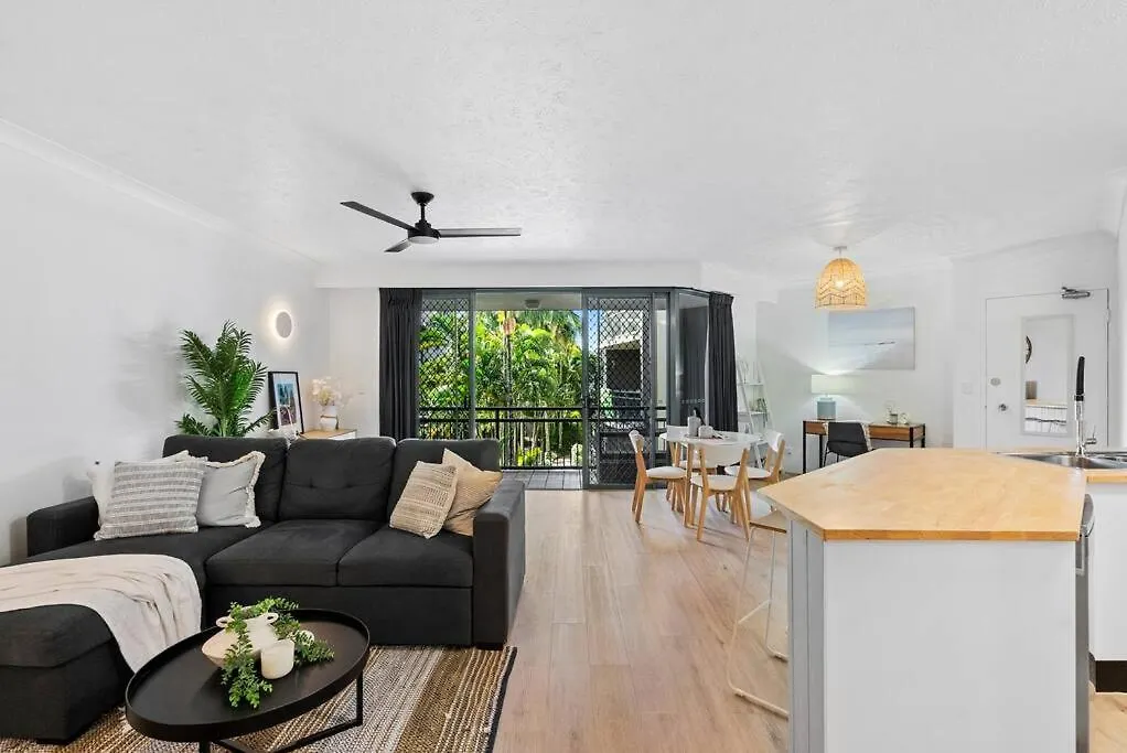 Stylish 2-Br Apartment Gold Coast